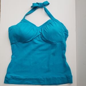 No Boundaries Halter Top Size L